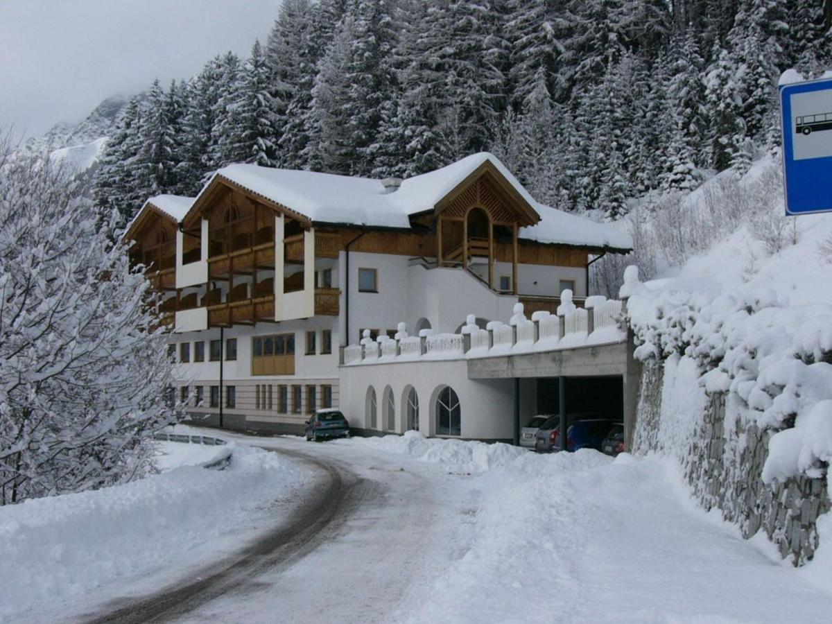 Hotel Kranebitt วัล ดิ วิซเซ ภายนอก รูปภาพ